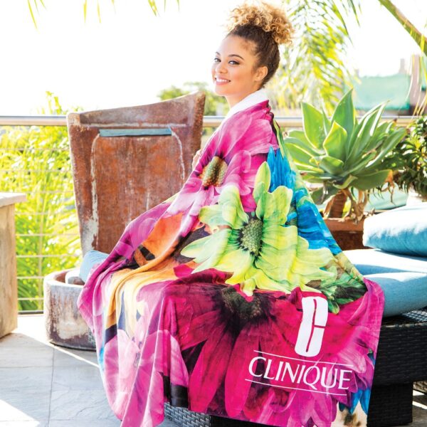 Microfleece Throw Blanket - Image 3